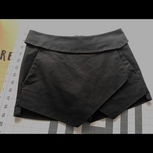 Aritzia talula mini skorts  low waist shorts black 0